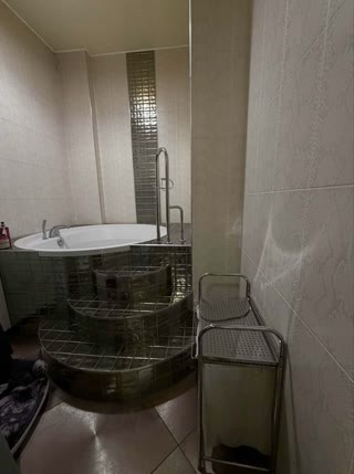 Продам 3к квартиру Садова Горка