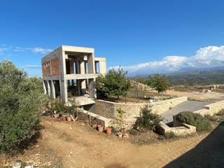 Μονοκατοικία 330τ.μ.