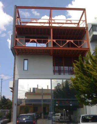 Κτίριο επαγγελματικών χώρων 350τ.μ.
