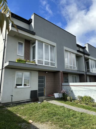 Продаж сучасного триповерхового котеджу Рудне Львів