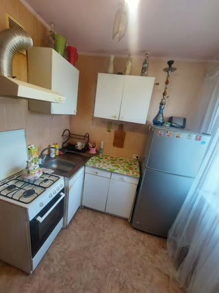 Продам двокімнатну квартиру ХТЗ