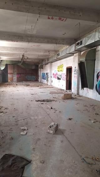 Κτίριο επαγγελματικών χώρων 9803τ.μ.