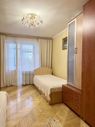 Sale of a 2-room apartment on Nyzynna Street