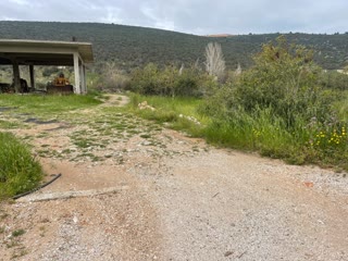 Κτίριο επαγγελματικών χώρων 1200 τ.μ.