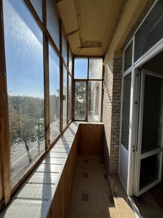 For sale 1-room apartment with a view on Pechersk Lavra street