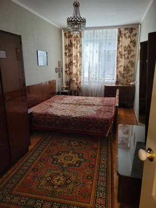 Продам 2к квартиру Нові Дома, Комунальний ринок, Ньютона