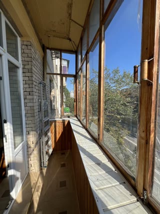 For sale 1-room apartment with a view on Pechersk Lavra street