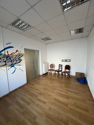 94 m² Office
