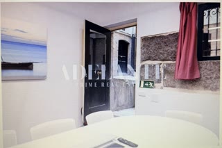 Office for sale on Calle de Recoletos with an elevator. thumbnail 12