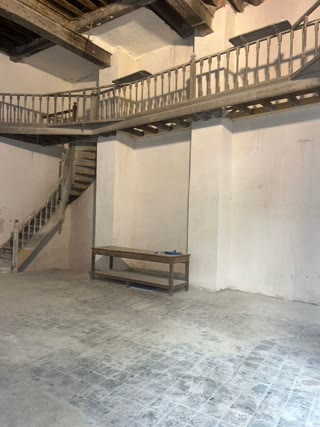 650 m² Office