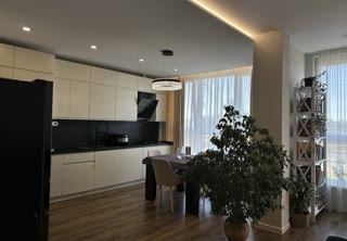 Продаж 3-кімнатної квартири в Сихівському районі