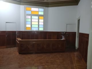 Κτίριο επαγγελματικών χώρων 220τ.μ.