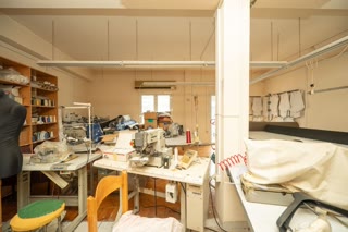 Бизнес-здание, 870 м²