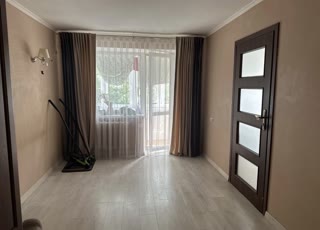 🏡 Продаж 3-кімнатної квартири в районі Податкової