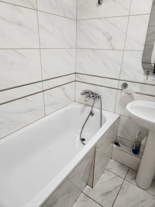 Продам 1 кімнатну квартиру на Алексеївці