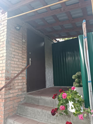 Продам 1/2 дома в Мерефе