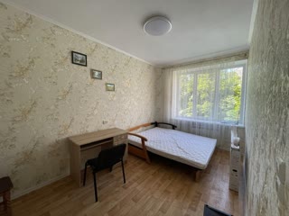 Продаж 2-к.квартира ст. метро Захисників України 1 хвилина