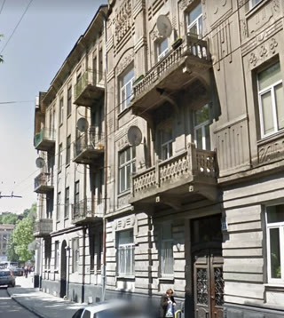 Продаж 2-кімнатної квартири в центрі Львова на вул. Шота Руставелі, 34