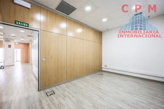Office for sale in San Fermín with garage and air conditioning. thumbnail 6