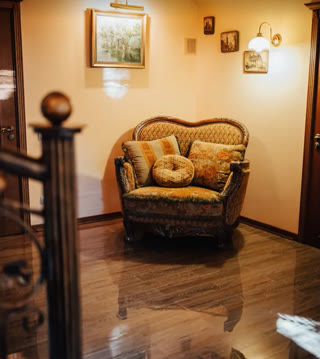 🏡 Продаж ексклюзивної 6-кімнатної квартири у Галицькому районі— вул. Паркова