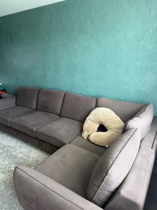 Продаж 4-кімнатної квартири з ремонтом у Сихівському районі