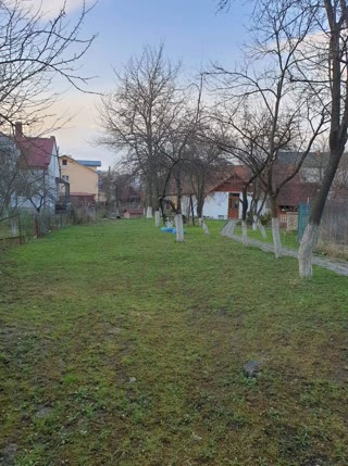 🏡 Продаж будинку з ділянкою 10 соток у центрі — ідеально під інвестицію!