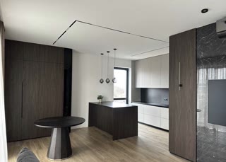 Пентхаус преміум-класу 170 м² на вул. Героїв Крут, біля парку та центру міста