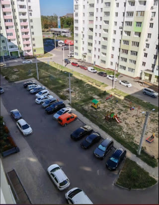 Продам 3к. квартиру, ЖК Мира 3, ХТЗ, Індустріальний район. 7 поверх
