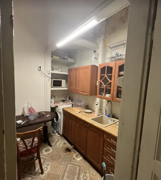 Продаж 2-кімнатної квартири в центрі Львова на вул. Коперника