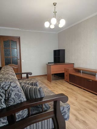 Продам 2-х ком. квартиру Холодна Гора