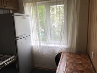 Продам 2к квартиру метро Армейська