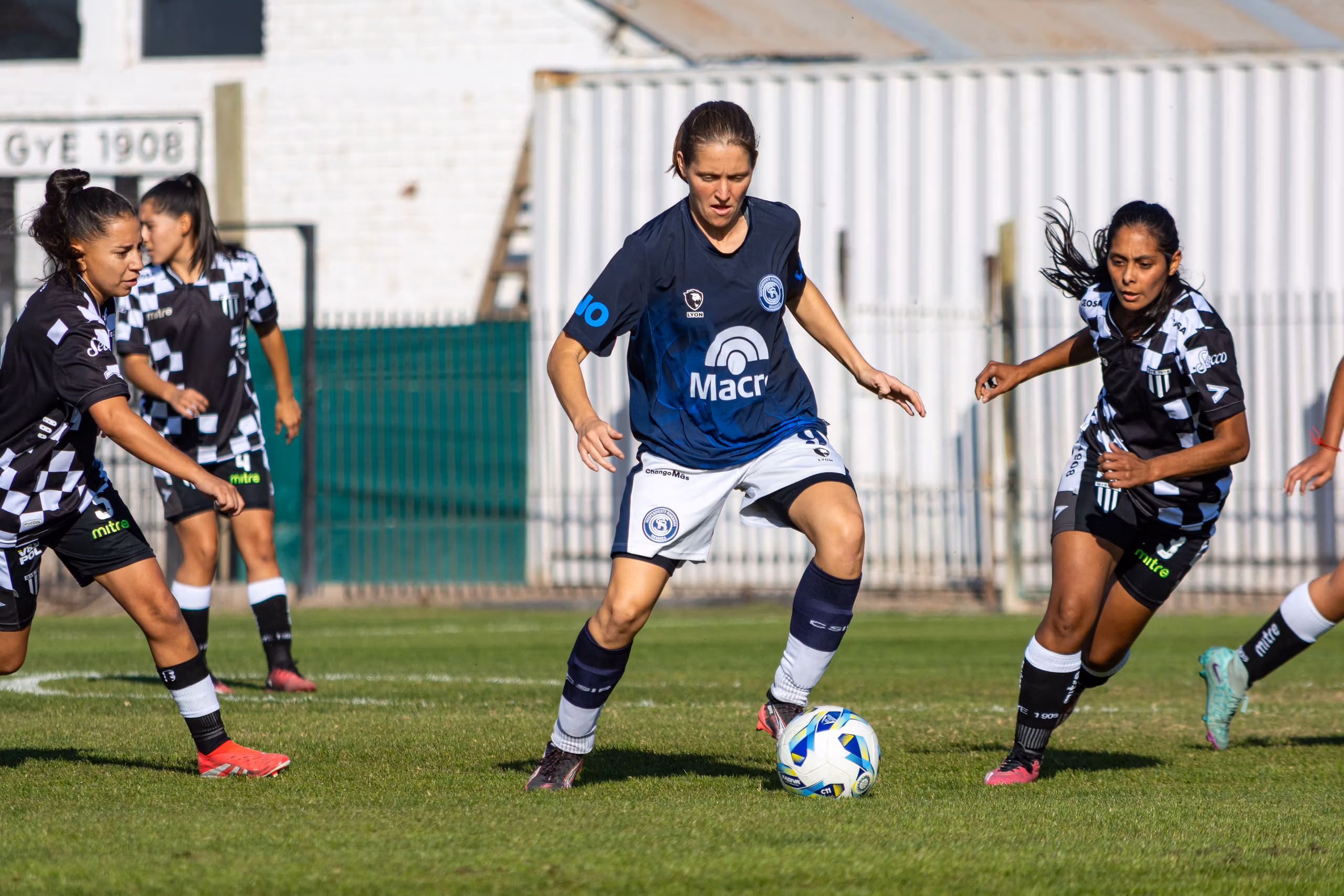 A Slap on the Wrist for Football’s Spies