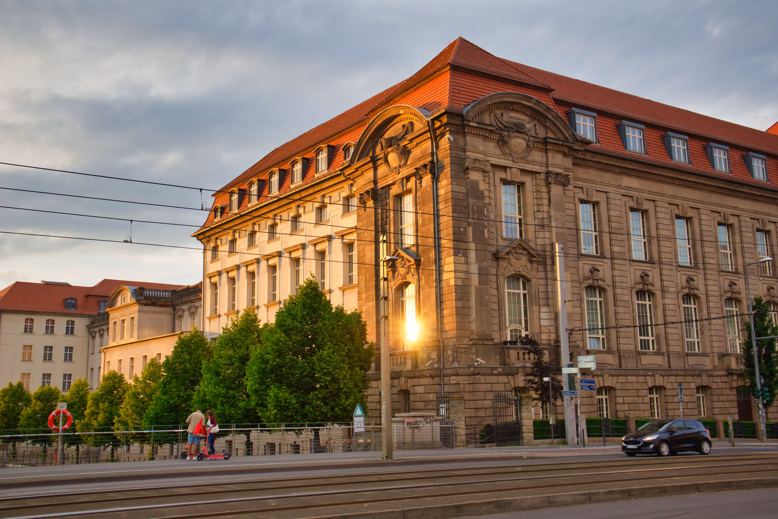 The Billion-Euro Bureaucracy That Works Only for Itself
