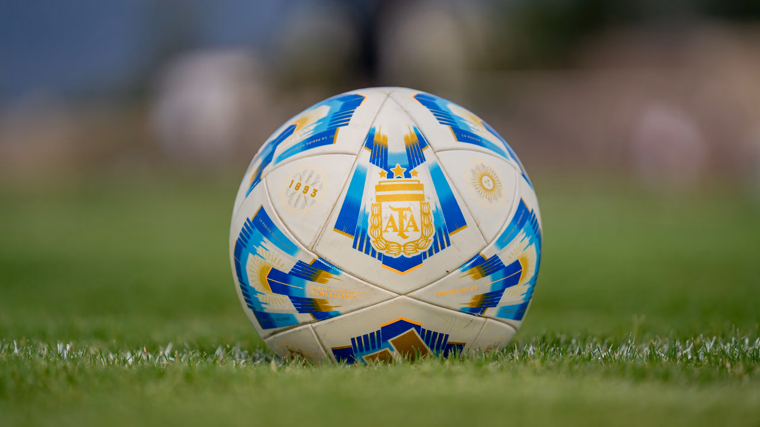 Capital vs Continuity at Stamford Bridge