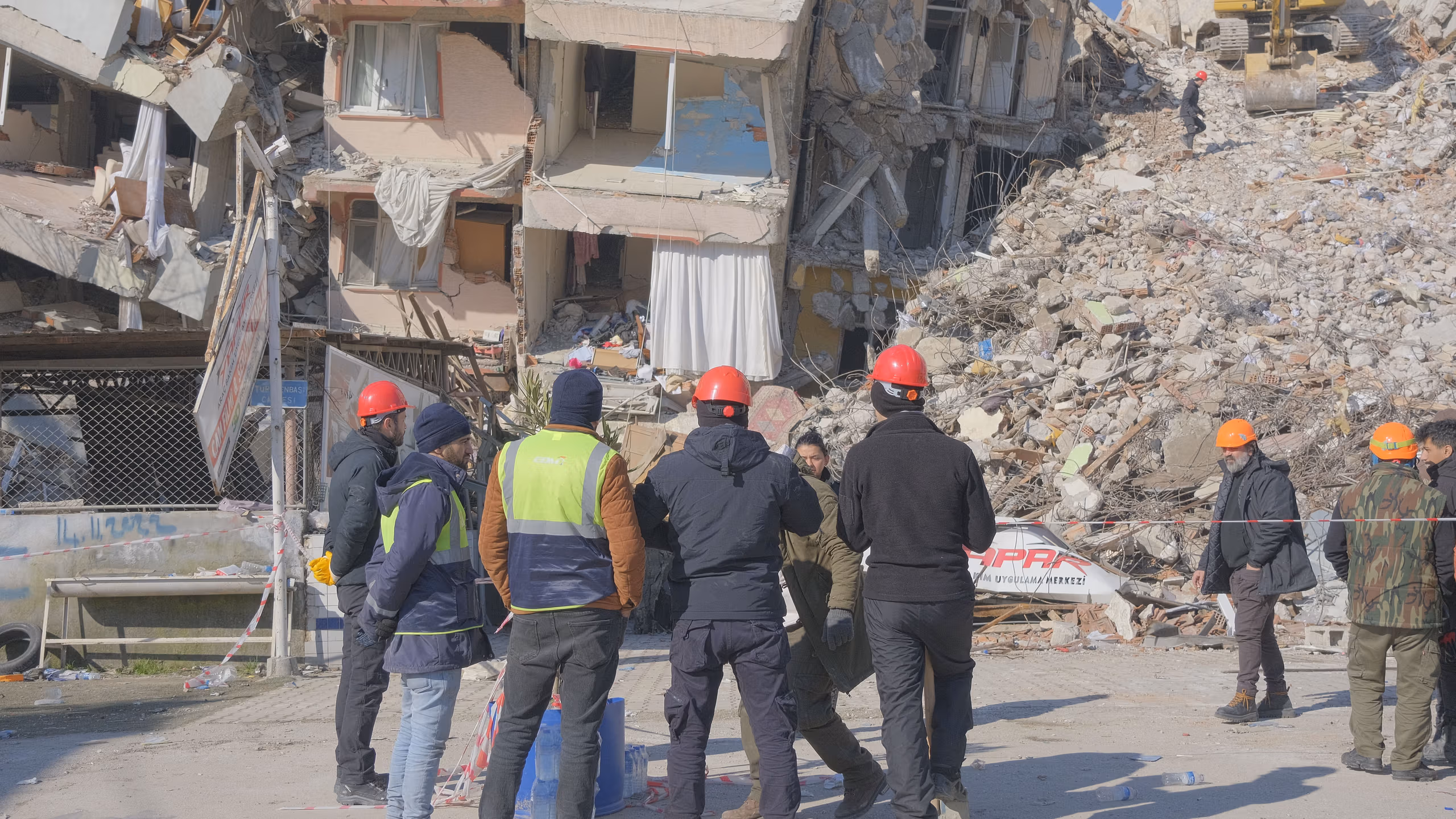 Earthquakes as Routine: Japan Absorbs a 7.1-Magnitude Tremor