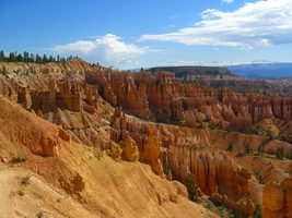 Picture of Bryce Canyon City