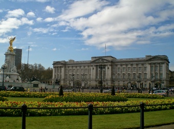 Buckingham Palace cover