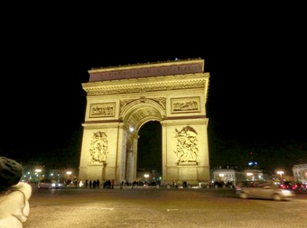 Arc de Triomphe picture