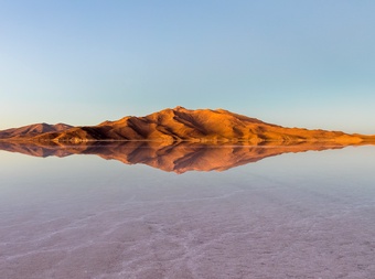 Salar de Uyuni picture