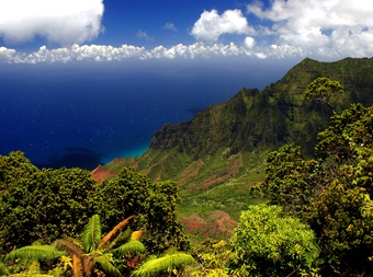 Nā Pali Coast State Wilderness Park cover