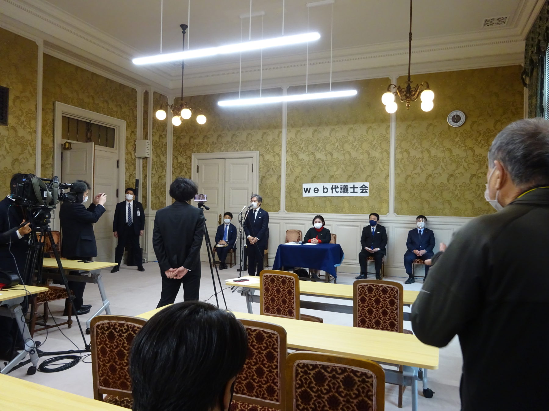 第204回通常国会召集日