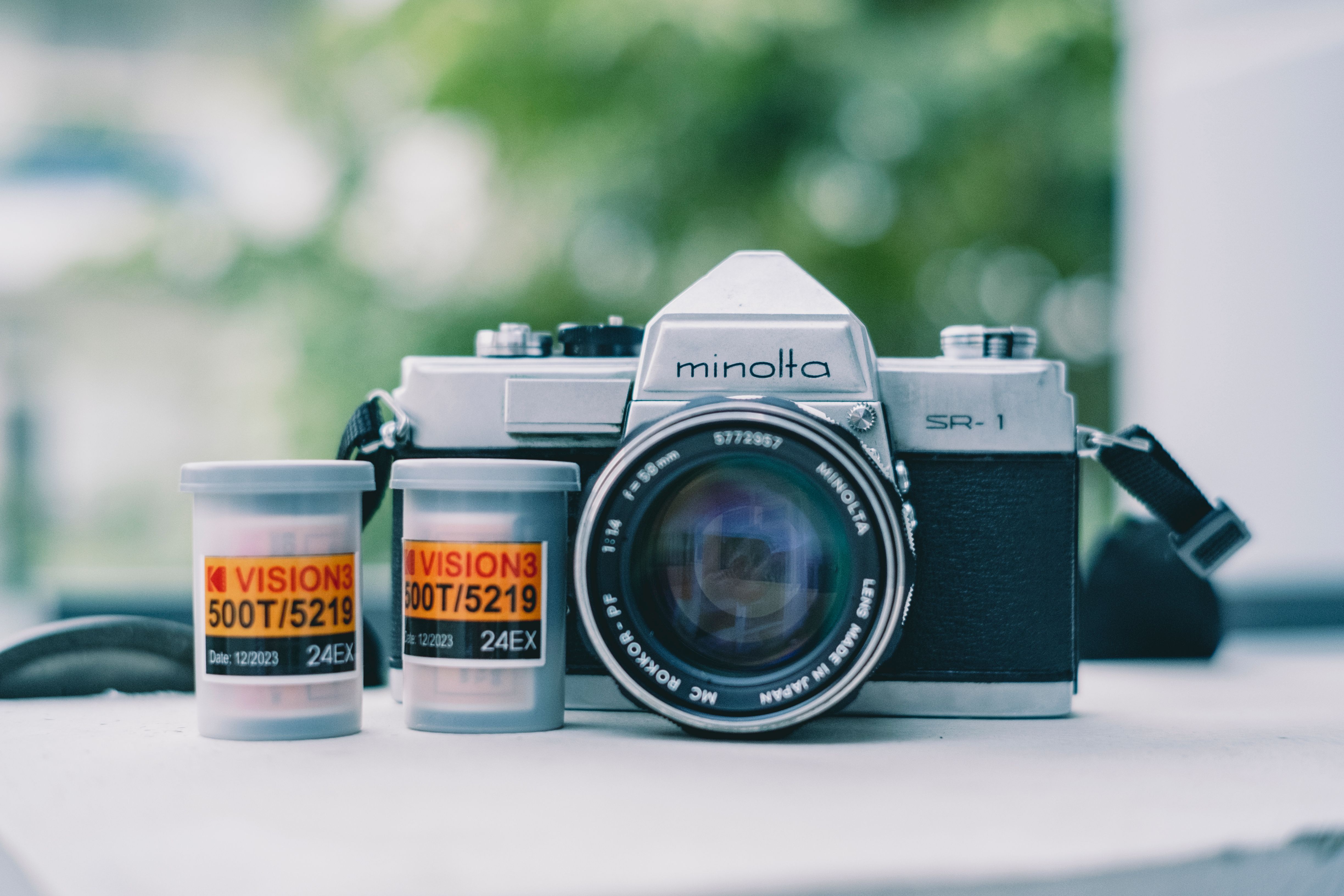 Vintage 110 Film SLRs on the Used Market: The Minolta 110 Zoom and Beyond