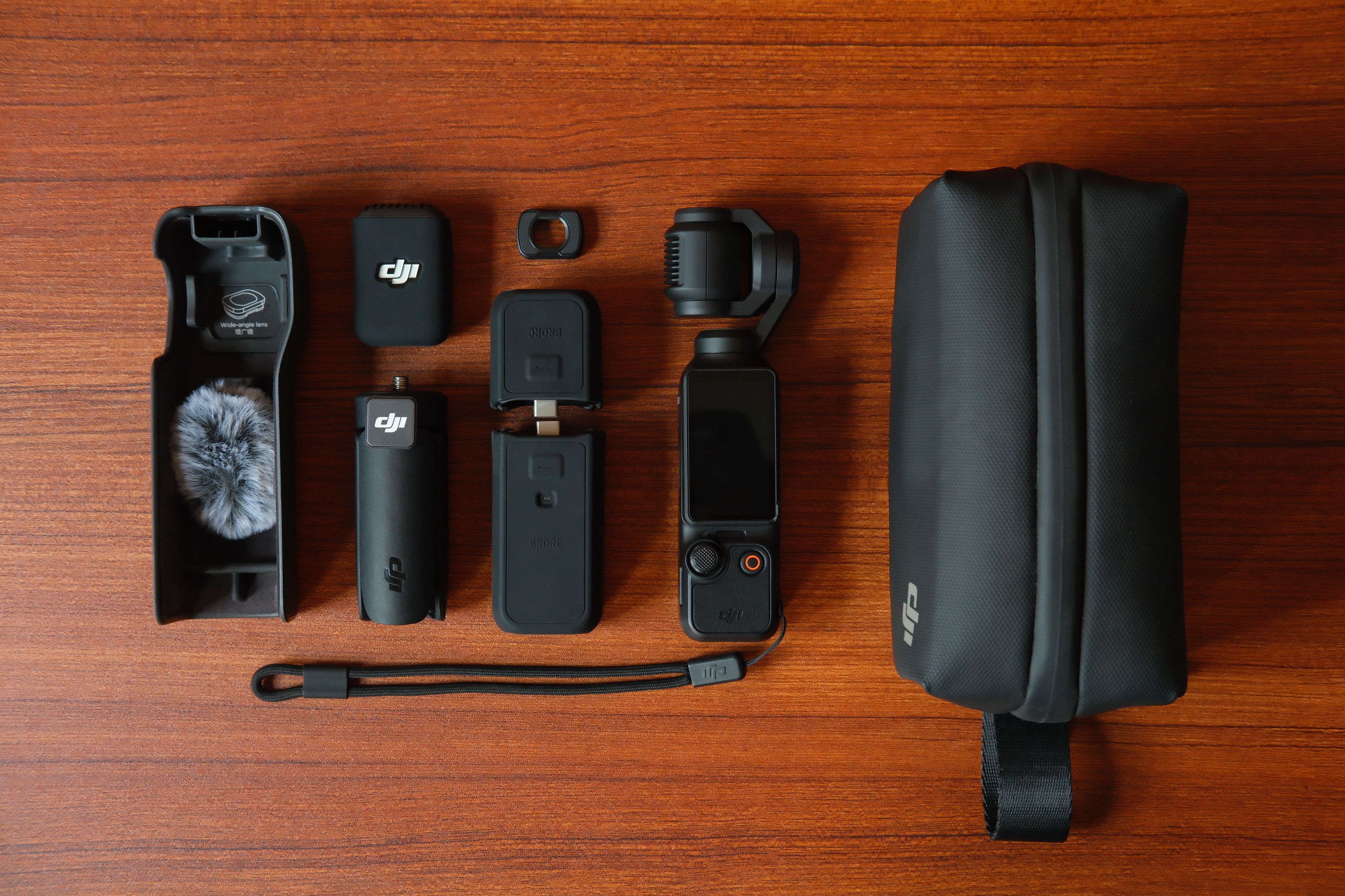 Insta360 Luna Ultra vs DJI Pocket 4P: Should You Buy Used DJI Pocket 3 Instead?