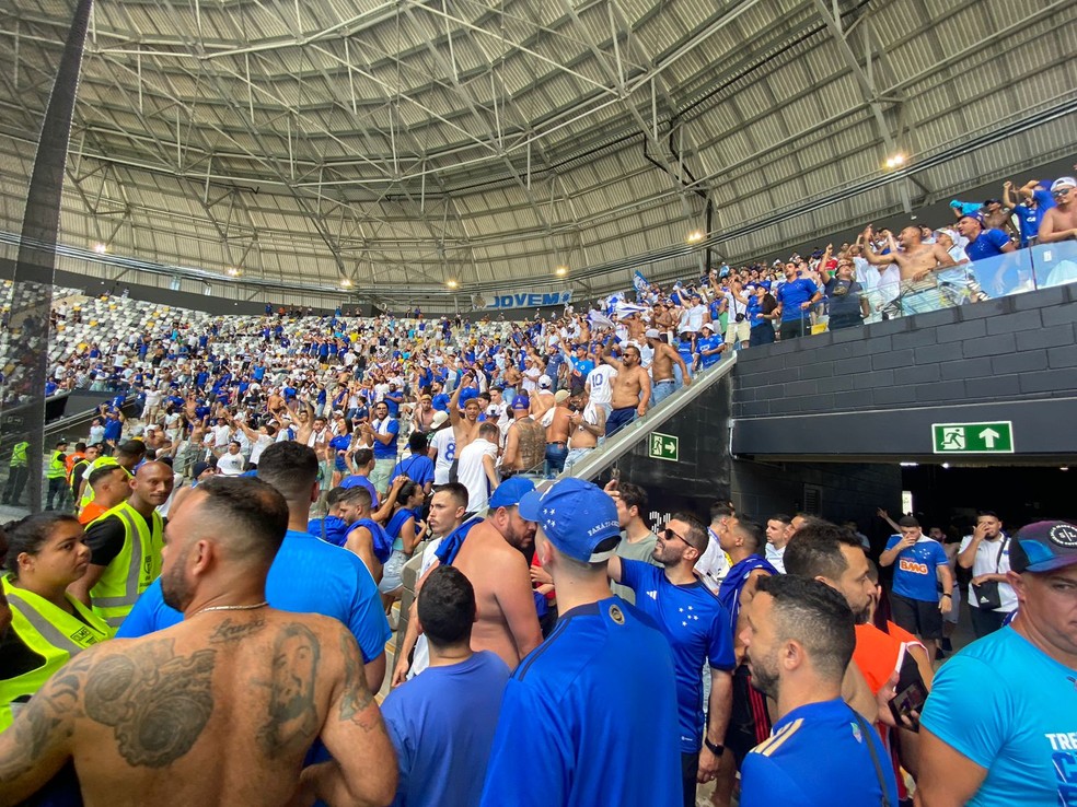 Quartas da Copa do Brasil: clássico Atlético x Cruzeiro concentra partidas noturnas em dias úteis e levanta questões sobre comércio, mobilidade e segurança em BH