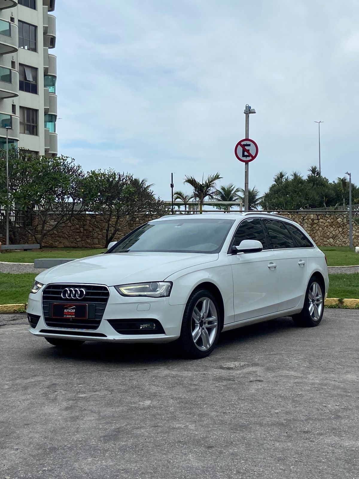 AUDI A4 AVANT 2015