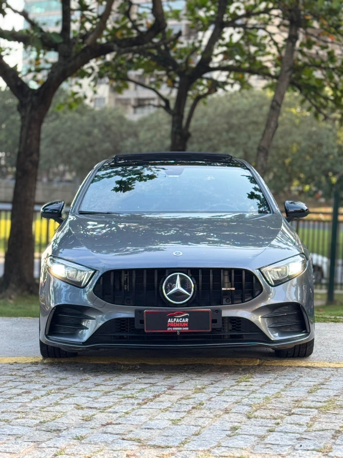 MERCEDES A35 AMG