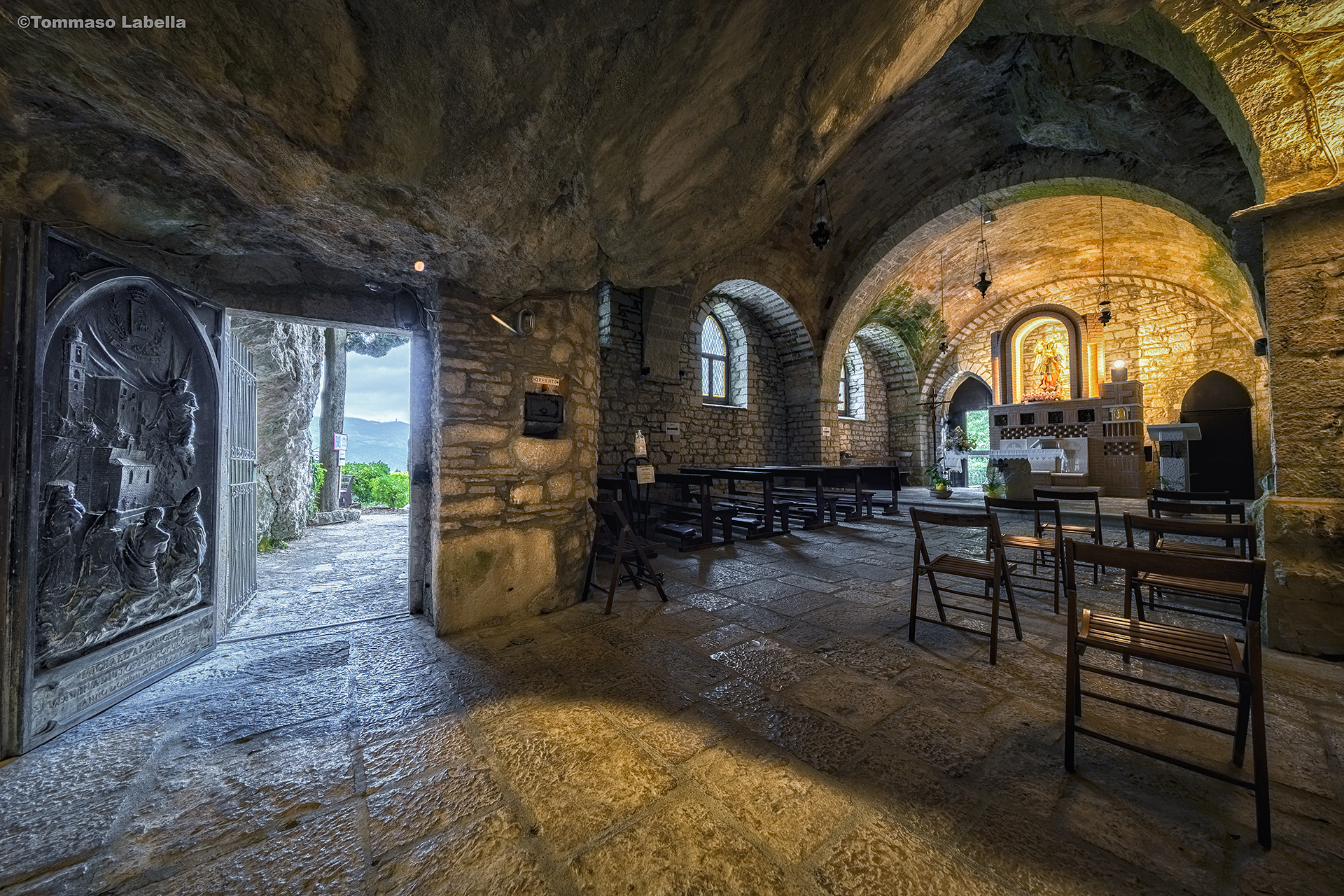 Grotta San Michele Sant'Angelo in Grotte