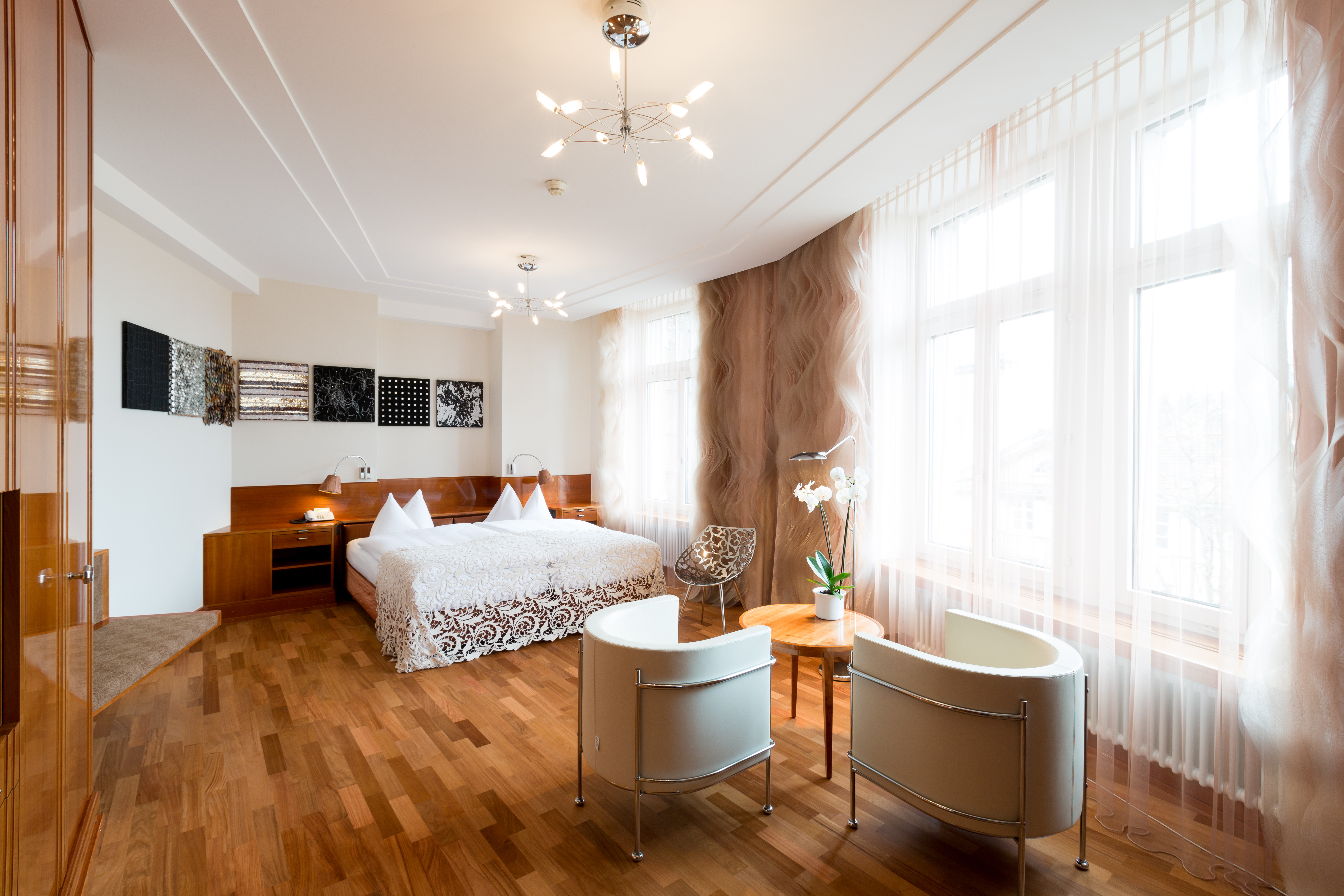 Textiland Junior Suite