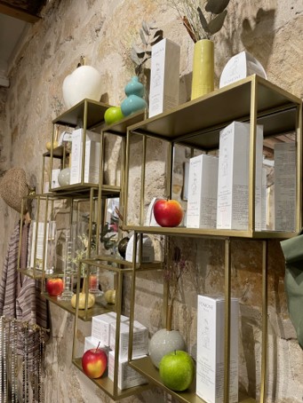 POMONE Paris - boutique display