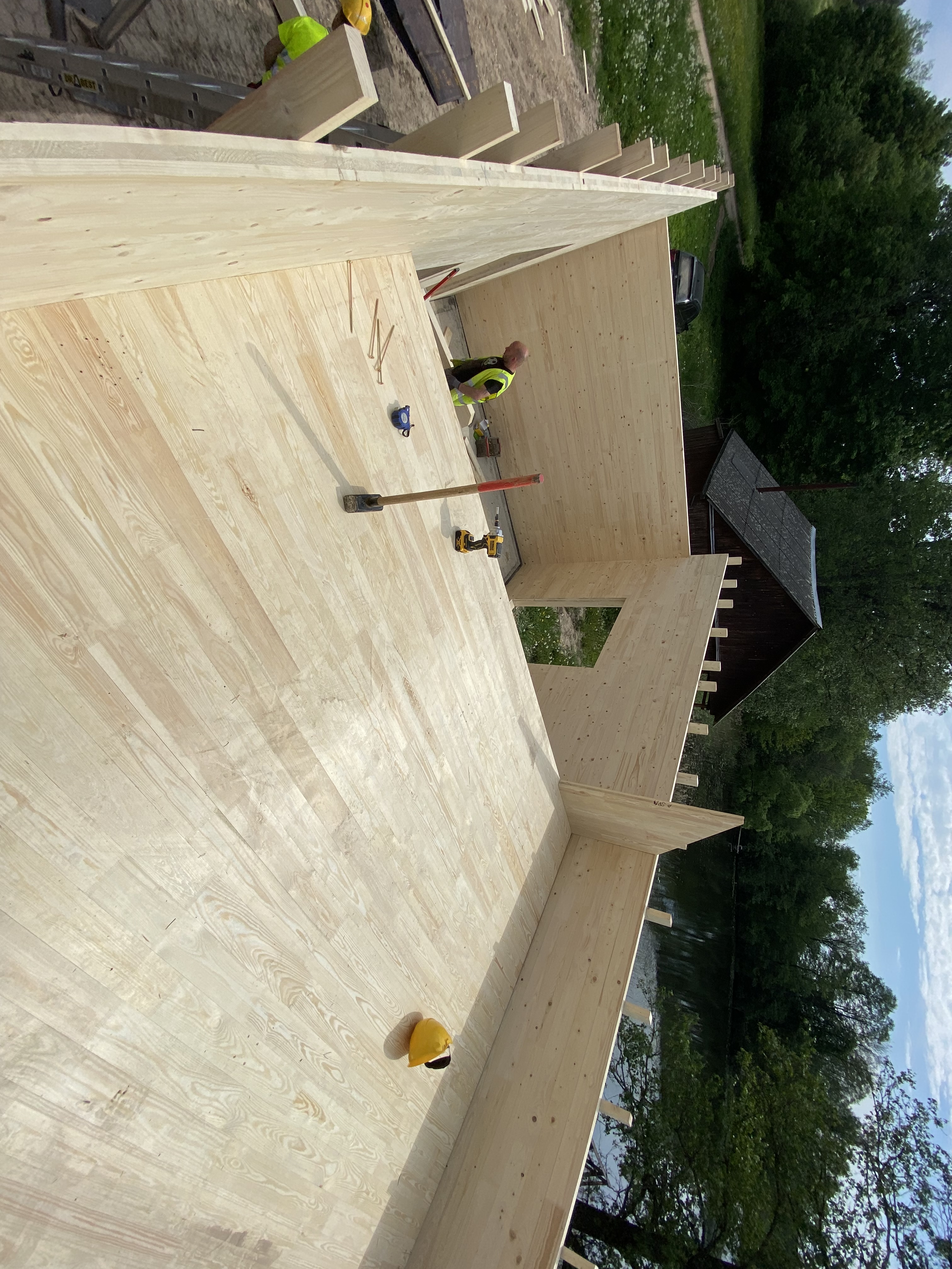 CLT wall, roof and ceiling panels
